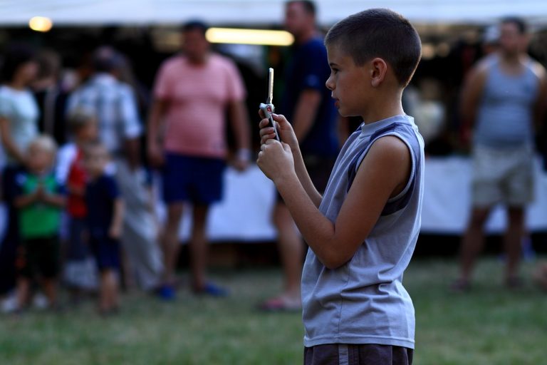 Πόσο διαφέρουν οι διαδικτυακές προτιμήσεις των παιδιών ανά τον κόσμο