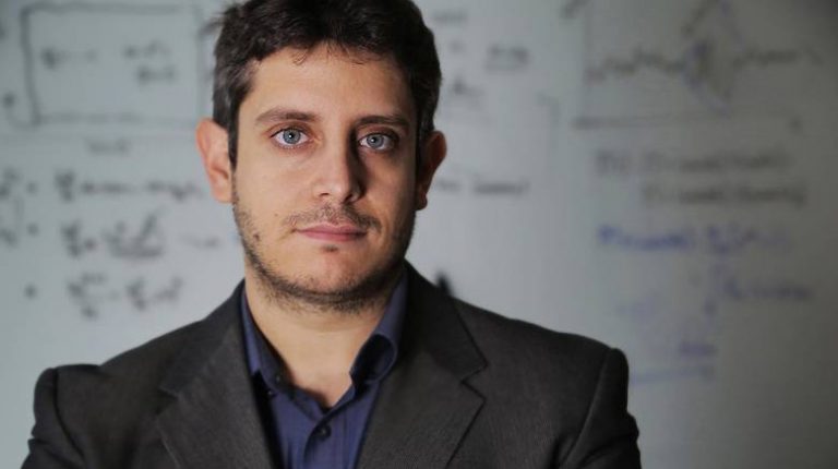 Έλληνας δημιούργησε αλγόριθμο που προβλέπει καταστροφές