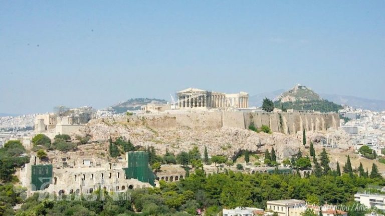 H Αθήνα γέφυρα Ανατολής και Δύσης