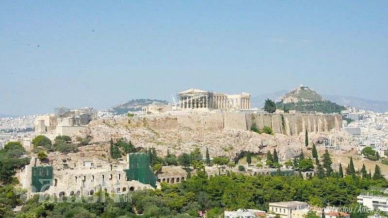 H Αθήνα γέφυρα Ανατολής και Δύσης