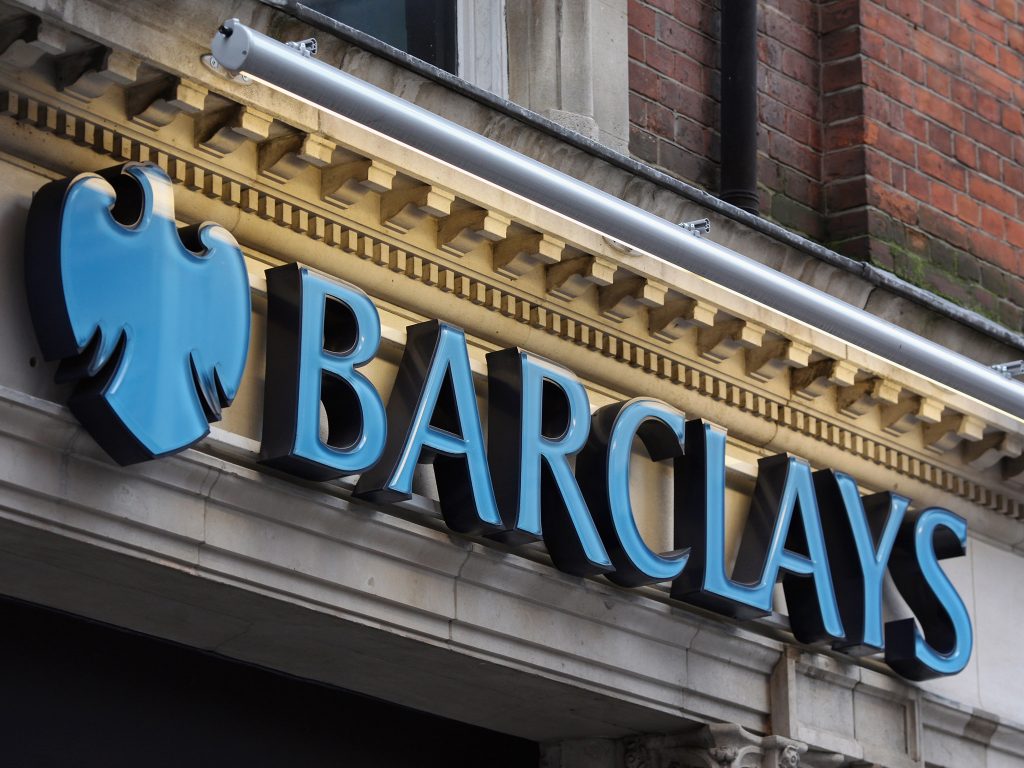 Η Barclays έτοιμη να απαγορεύσει την αγορά κρυπτονομισμάτων με πιστωτική κάρτα