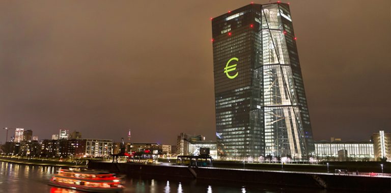 La Tribune: H τραπεζική ένωση προχωρά ταχύτερα από τη δημοσιονομική