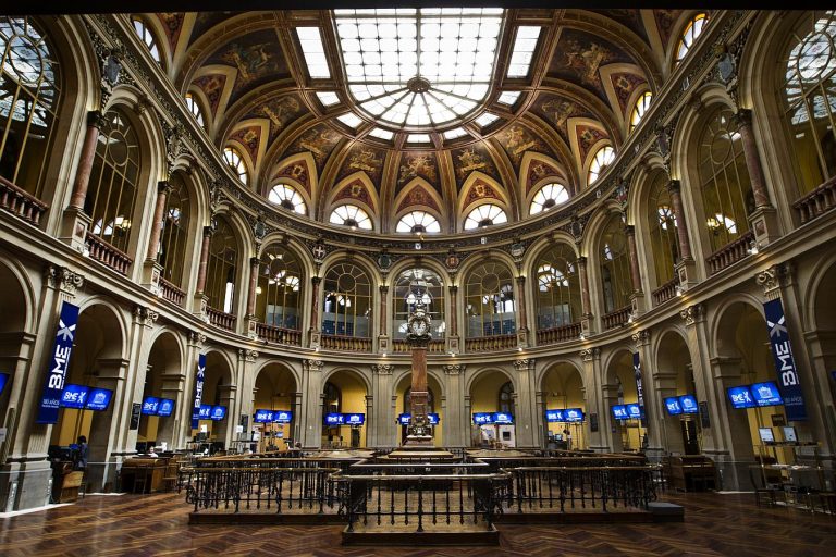 Συνεχίζεται η πτώση των μετοχών του τεχνολογικού κλάδου