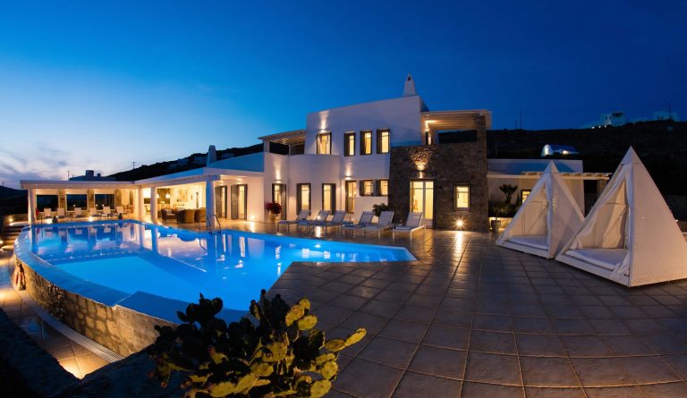 Η Ελλάδα έκτη στην Ευρώπη σε τουριστικά καταλύματα