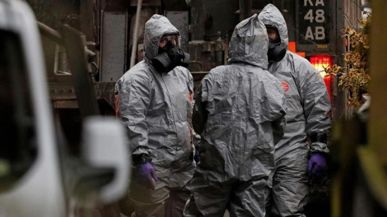 Τερέζα Μέι: 130 άνθρωποι έχουν εκτεθεί στον νευροτοξικό παράγοντα