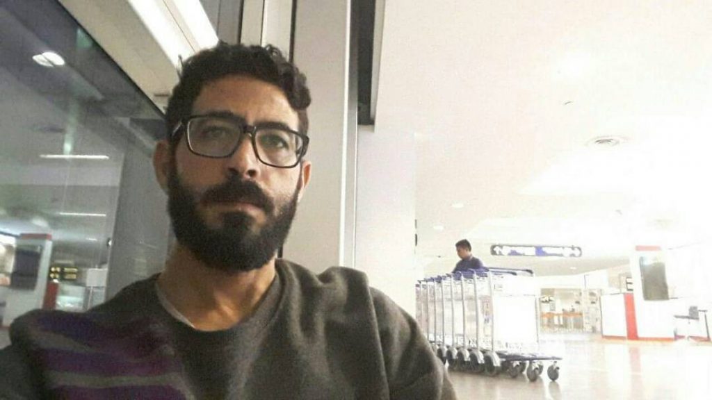 Πραγματικότητα το «The Terminal»: Σύρος ζει σε αεροδρόμιο της Μαλαισίας