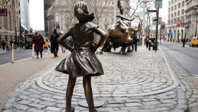 Το «Άφοβο Κορίτσι», μόνιμα απέναντι από την Wall Street