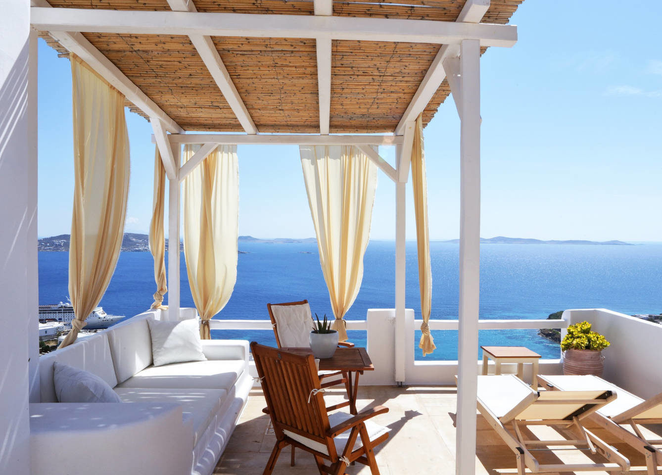 Όσα πρέπει να ξέρεις για το φορολογικό σαφάρι κατά της Airbnb