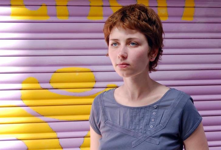 Άννα Σταρόμπινετς: Η Ευρώπη υποκλίνεται στη «Ρωσίδα Στήβεν Κινγκ»