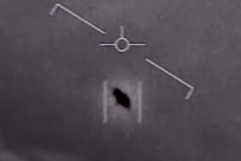 «Οι ΗΠΑ διαθέτουν άθικτα εξωγήινα οχήματα»: Τι λέει πρώην αξιωματούχος των μυστικών υπηρεσιών