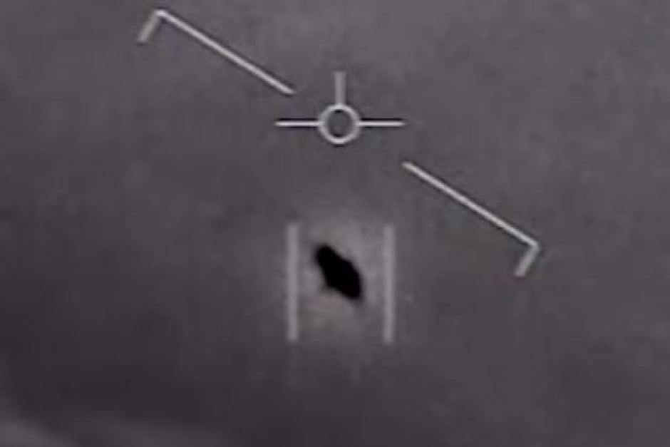 «Οι ΗΠΑ διαθέτουν άθικτα εξωγήινα οχήματα»: Τι λέει πρώην αξιωματούχος των μυστικών υπηρεσιών