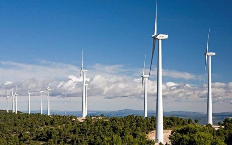 Υποχωρεί η Ελλάδα στον δείκτη ελκυστικότητας για τις ανανεώσιμες πηγές ενέργειας