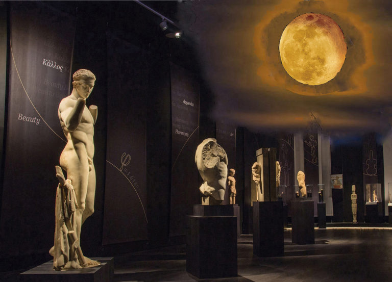 Ελεύθερη είσοδος στο Εθνικό Αρχαιολογικό Μουσείο στις 26/8 για την πανσέληνο
