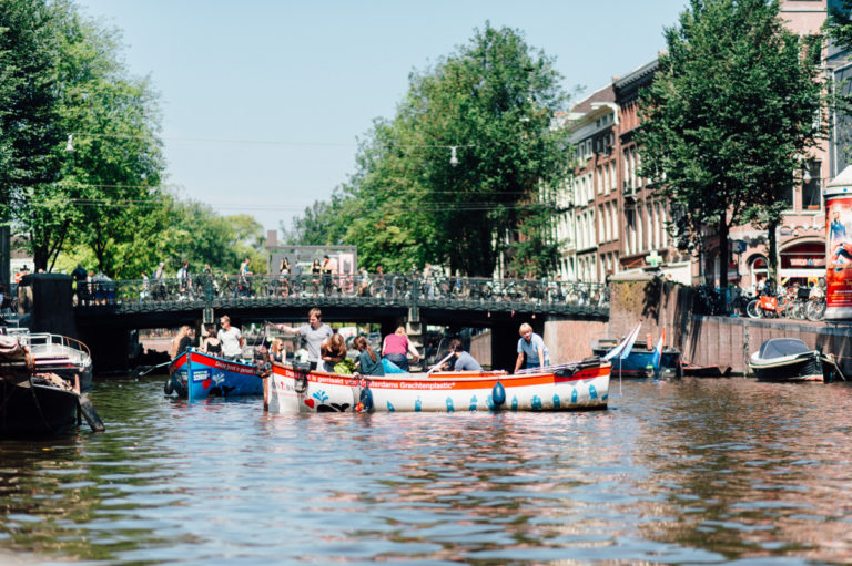 Η Ολλανδία ξεκινά «πόλεμο» εναντίον του υπερτουρισμού