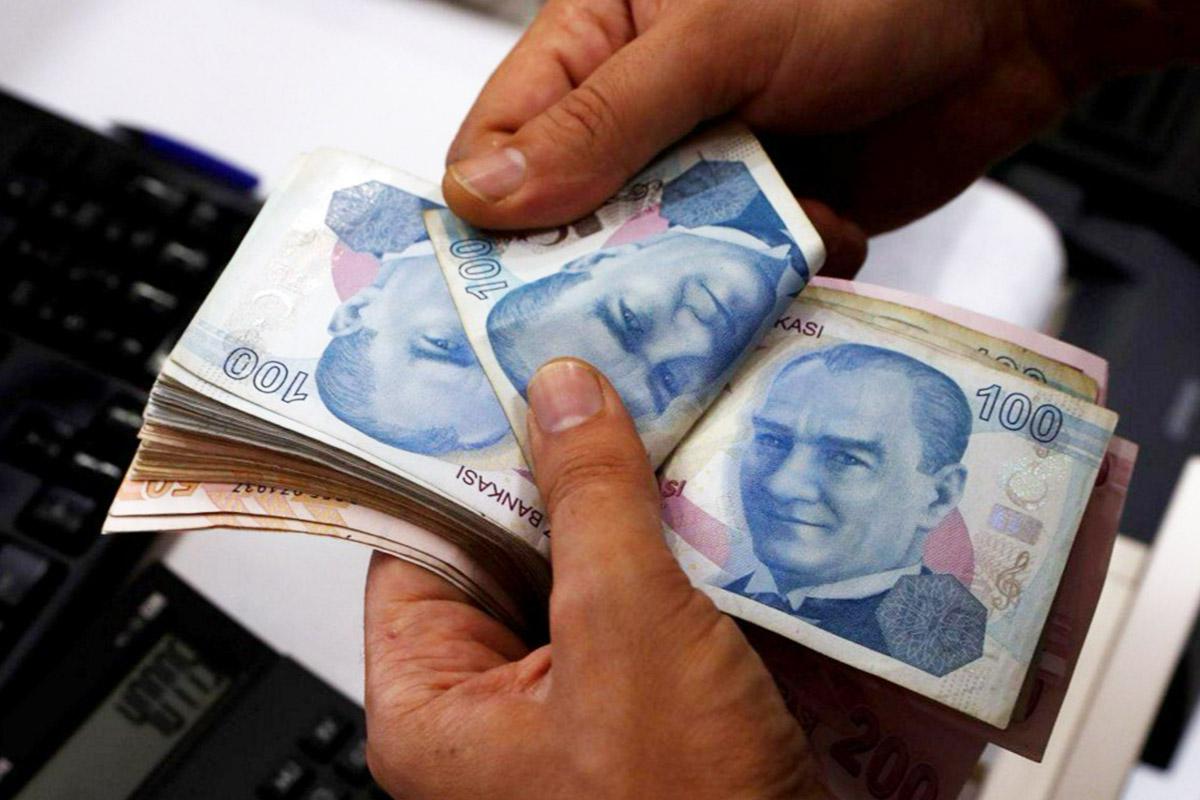 Τουρκία: Μπλόκο στα social για τον «Πόλεμο της Λίρας»