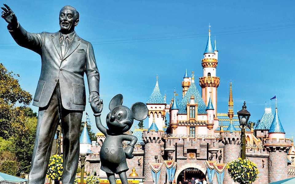 Υπάλληλοι του Μίκι στο όριο της φτώχειας