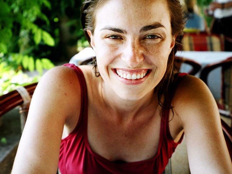 Η κόρη του Στιβ Τζομπς αποκαλύπτει: Ημουν ένας λεκές στην επιτυχία του