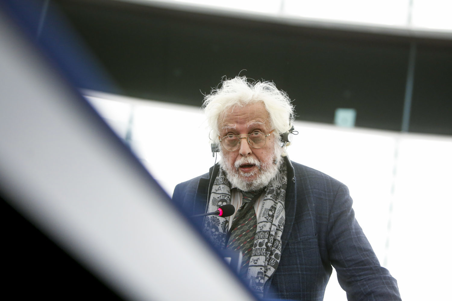 Γιώργος Γραμματικάκης: Ιστορική νίκη για τους δημιουργούς η Οδηγία για τα πνευματικά δικαιώματα