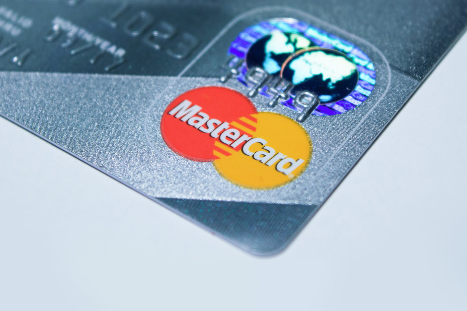 Μυστική συμφωνία Google – Mastercard για τα μεγάλα δεδομένα των συναλλαγών μας