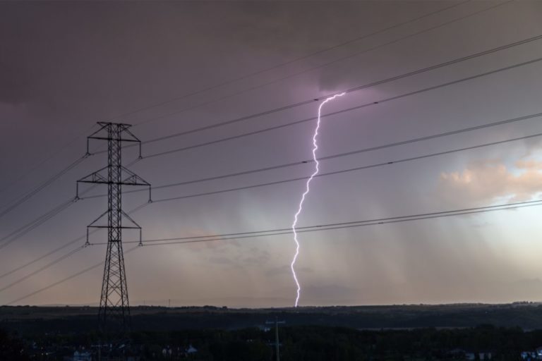 Η ατμόσφαιρα ηλεκτρισμένη και το Παρατηρητήριο των Αντικυθήρων, πλέον, το μετράει