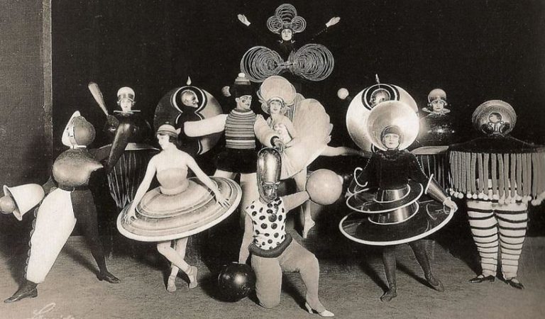 Google Doodle ο Oskar Schlemmer, εμπνευστής του «Τριαδικού Μπαλέτου»