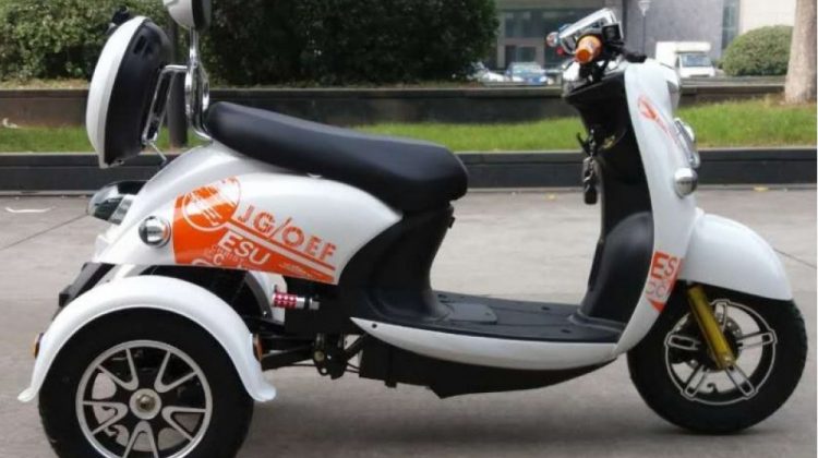 Τα Τρίκαλα υποδέχονται τα ηλεκτρικά τρίκυκλα