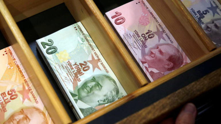 Ασφυξία στην τουρκική οικονομία, χρεοκόπησε η Turk Telekom