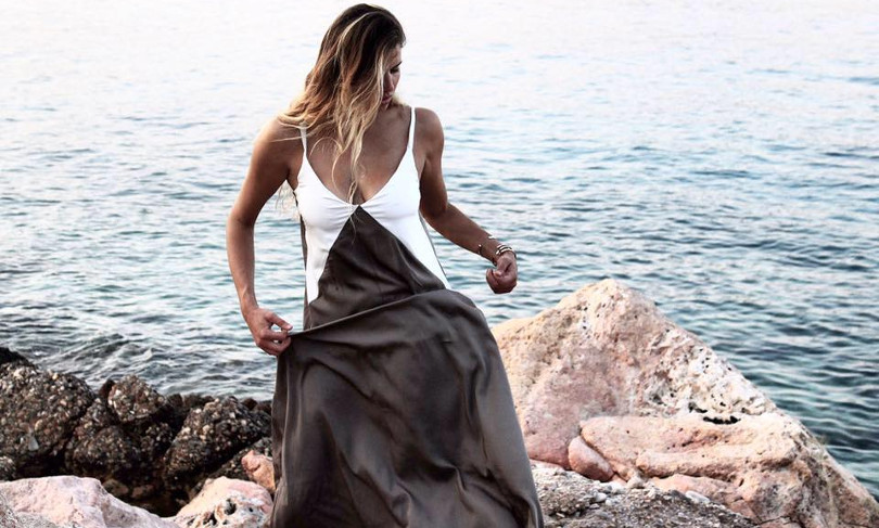 Τα ρούχα… κάνουν τις διακοπές – Tι δείχνει έρευνα της Booking.com