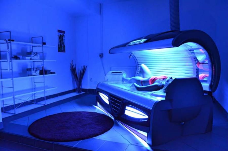 H Γαλλία απαγορεύει το σολάριουμ