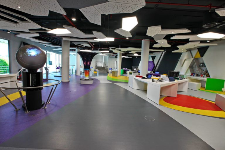 Tο πρότυπο Κέντρο Επιστήμης και Τεχνολογίας από το Ίδρυμα Ευγενίδου ανοίγει τις πύλες του