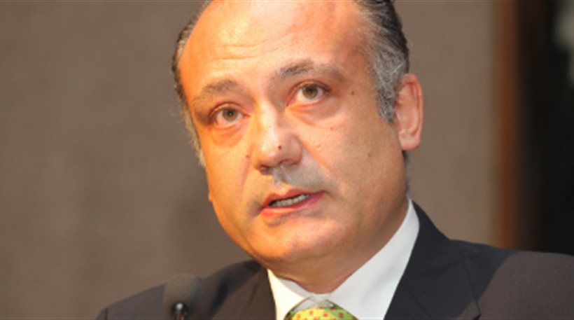 Αυξέντιος Καλαγκός: Ο χειρουργός που έχει σώσει 15.000 παιδιά