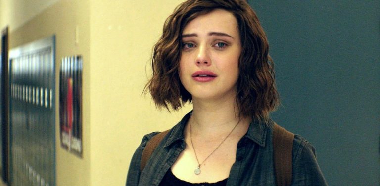 13 Reasons Why: Το Netflix κόβει τη σκηνή που η πρωταγωνίστρια αυτοκτονεί