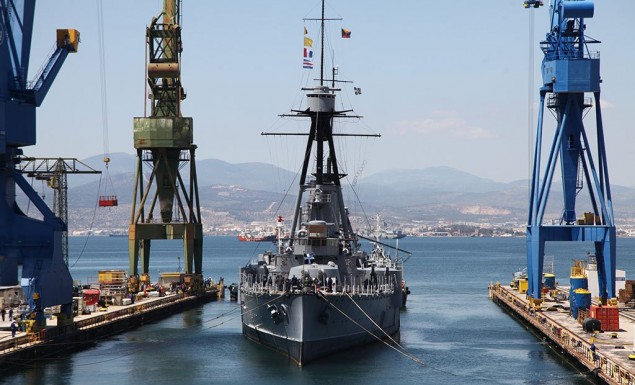 Το ελληνικό πλοίο-φαινόμενο που θα άλλαζε τις ισορροπίες στο Αιγαίο έγινε παλιοσίδερα