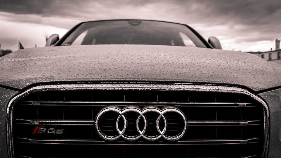 Η Audi «συνασπίζεται» με Daimler και BMW για τα αυτόνομα οχήματα