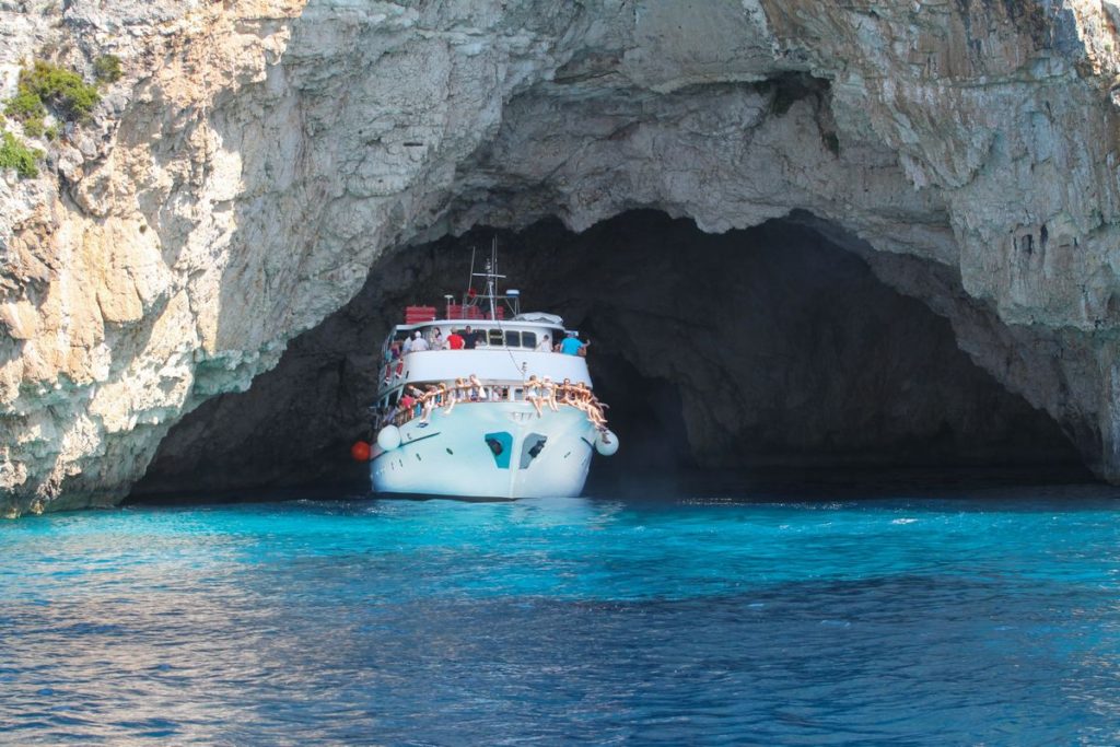Τουρισμός για όλους, καλοκαίρι 2025 – Ποιοι είναι οι δικαιούχοι, πότε ανοίγει η πλατφόρμα