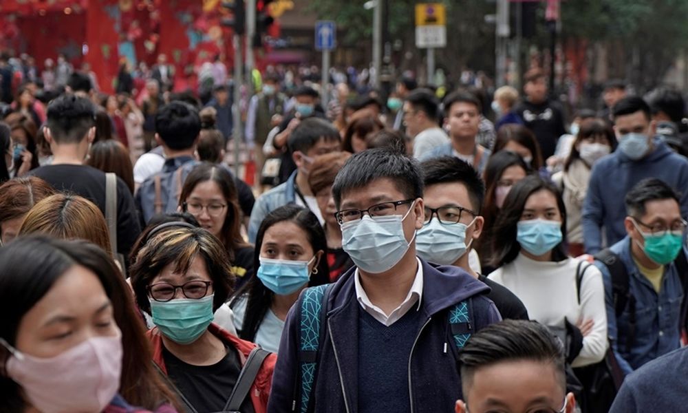 Κορωνοϊός – Προειδοποίηση από τον ΠΟΥ στους νέους: «Αυτός ο ιός μπορεί να σας σκοτώσει»