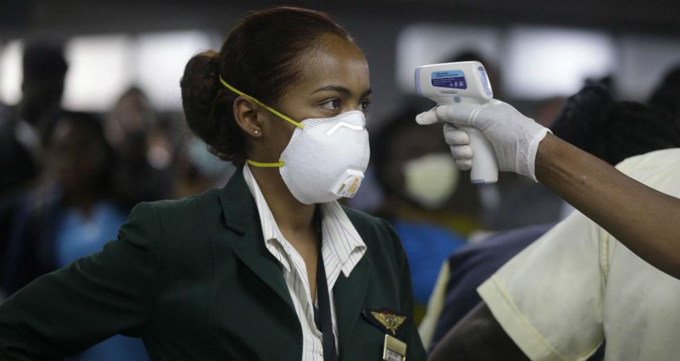 COVID-19: Καραντίνα ή ανοσία της αγέλης; Υπάρχει και τρίτη λύση, σύμφωνα με μελέτη