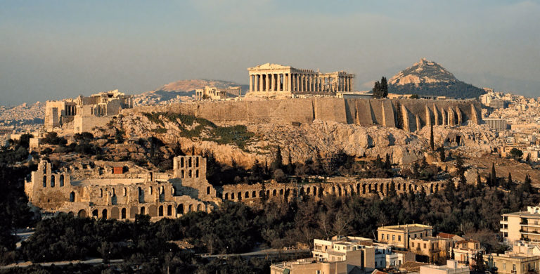 Καθαρότερος ο ουρανός της Αθήνας μετά την επιβολή των μέτρων για τον κορωνοϊό