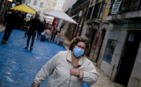 Κορονοϊός: Υποπαραλλαγή της Όμικρον φουντώνει τα κρούσματα στην Πορτογαλία – Απειλή για την τουριστική σεζόν