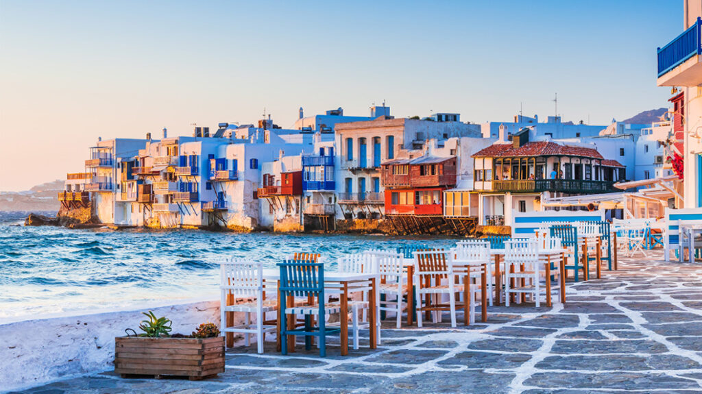 Conde Nast Traveller: Τρια νησιά των Κυκλάδων στα 20 καλύτερα της Ευρώπης