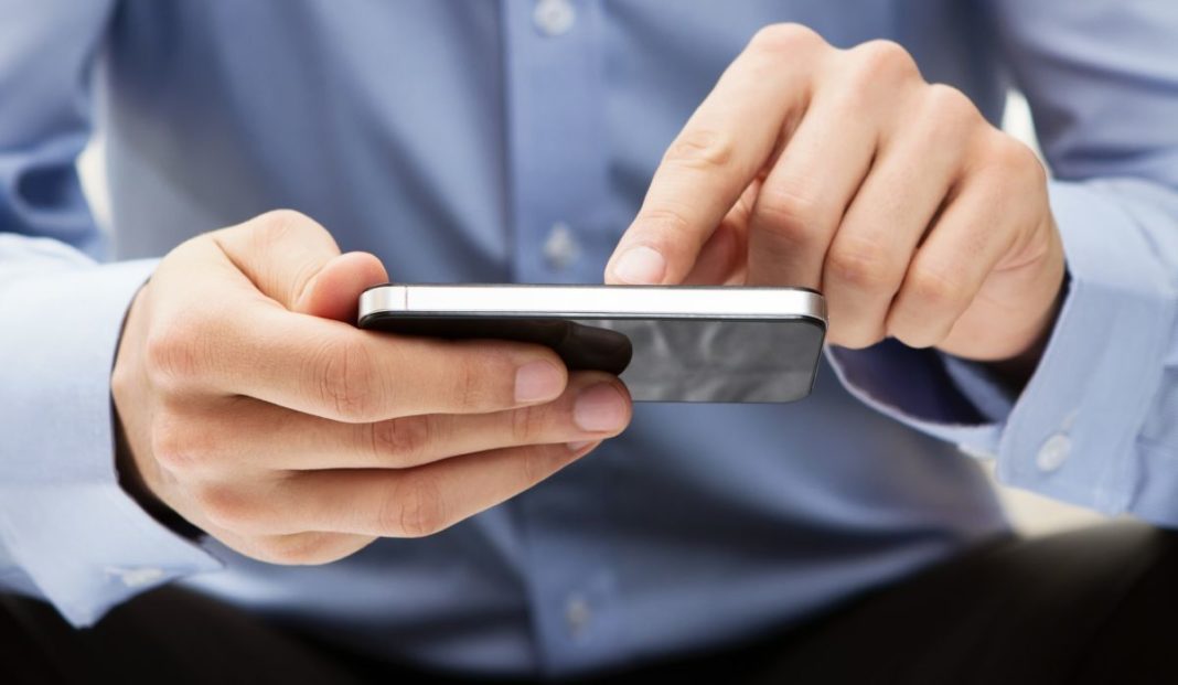 Κινητή τηλεφωνία: Οι συνολικές συνδρομές θα ξεπεράσουν τα 8,4 δισ. έως το τέλος του 2022