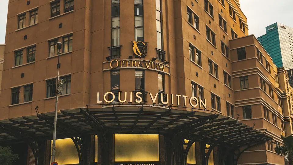 Η Louis Vuitton σχεδιάζει να ανοίξει το πρώτο της ξενοδοχείο στο Παρίσι