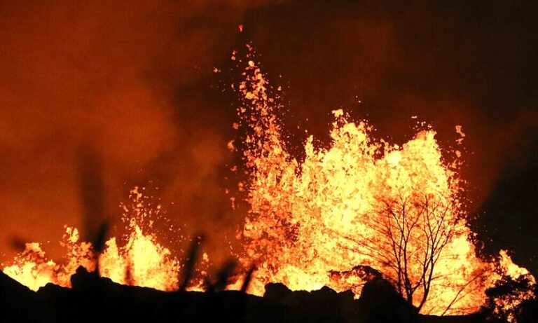 Εξερράγη το ηφαίστειο Μάουνα Λόα στη Χαβάη