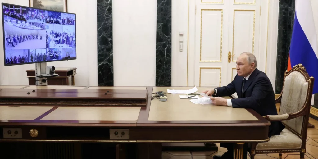 Διαρροή εγγράφων για Πούτιν: Με κυβερνοπόλεμο θέλει να «κατακτήσει τον κόσμο»