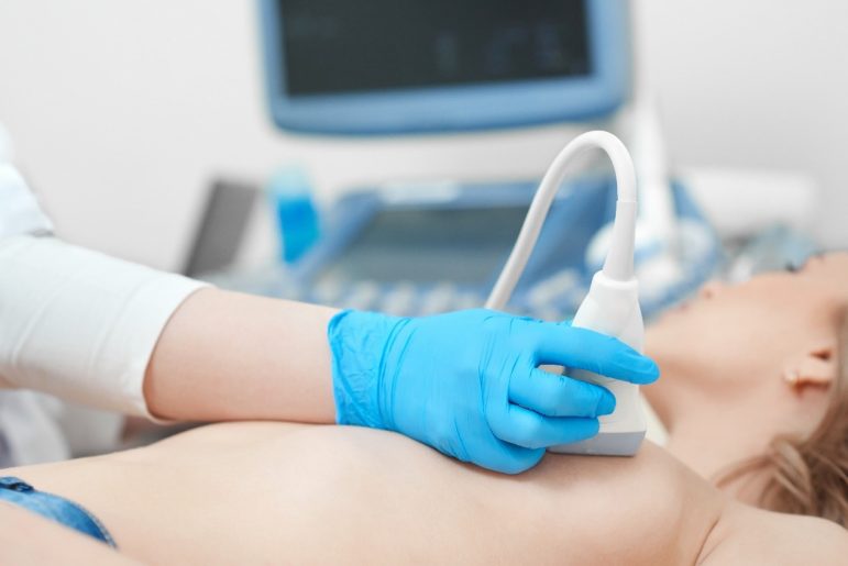 Δωρεάν ψηφιακή μαστογραφία: Σε ποιες γυναίκες απευθύνεται το πρόγραμμα – Τι πρέπει να κάνουν οι δικαιούχες