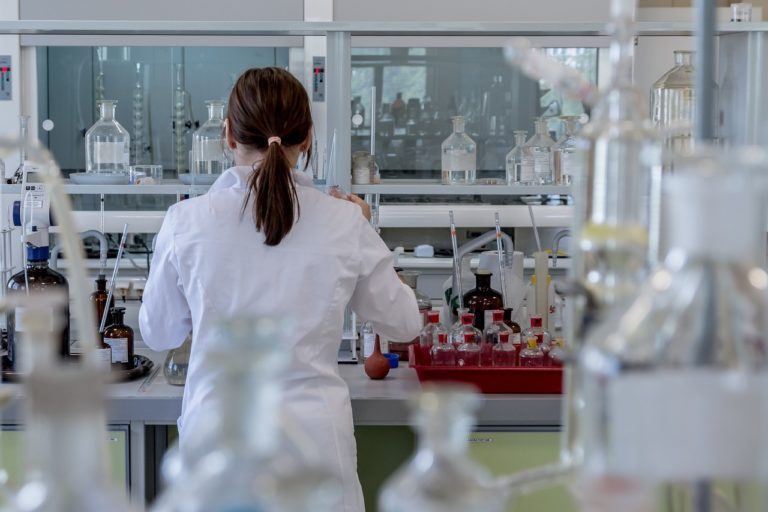 ΕΟΔΥ: Αναβάθμιση επιδημιολογικής επιτήρησης αναπνευστικών λοιμώξεων με επιπλέον τρεις παθογόνους