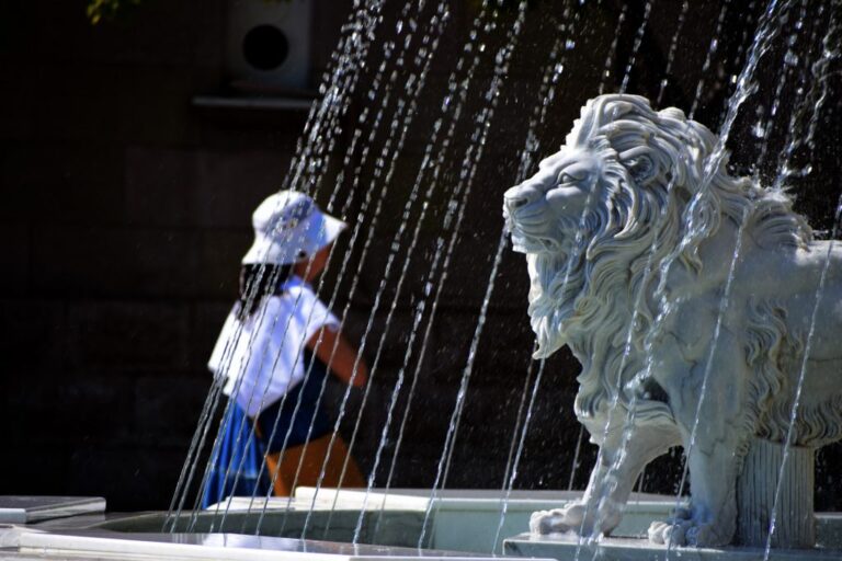 Καύσωνας: Όταν η Λάρισα γίνεται… Σαχάρα 
