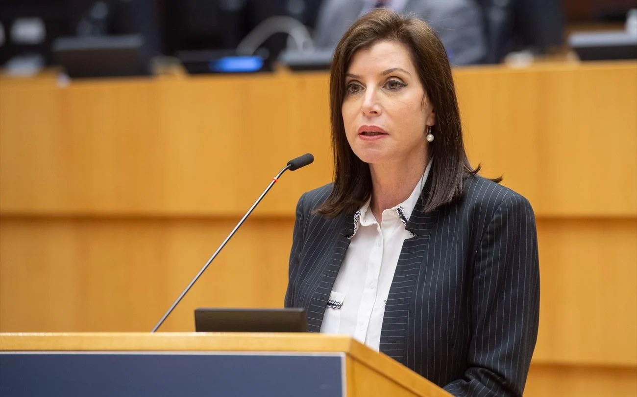 GDPRgate: Αντιδράσεις για τα μαζικά emails από την Άννα Μισέλ Ασημακοπούλου σε απόδημους