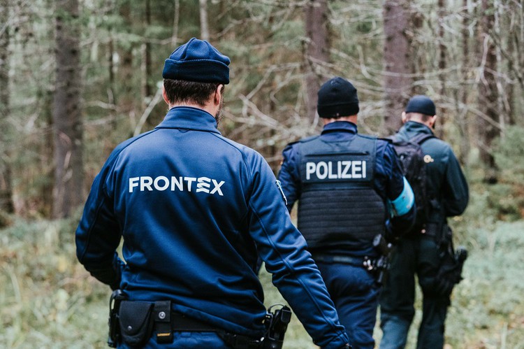 Πρώην επικεφαλής της Frontex: «ΜΚΟ, Σόρος και Τουρκία πίσω από την απομάκρυνσή μου»