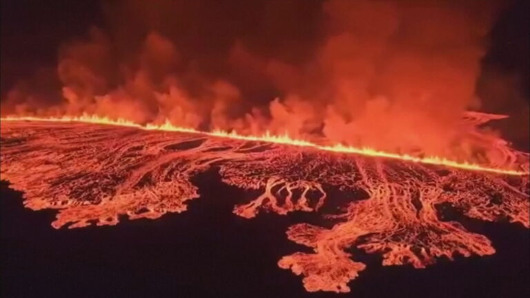 Σε κατάσταση έκτακτης ανάγκης η νότια Ισλανδία λόγω νέας ηφαιστειακής έκρηξης – Εντυπωσιακές εικόνες με ποτάμια λάβας